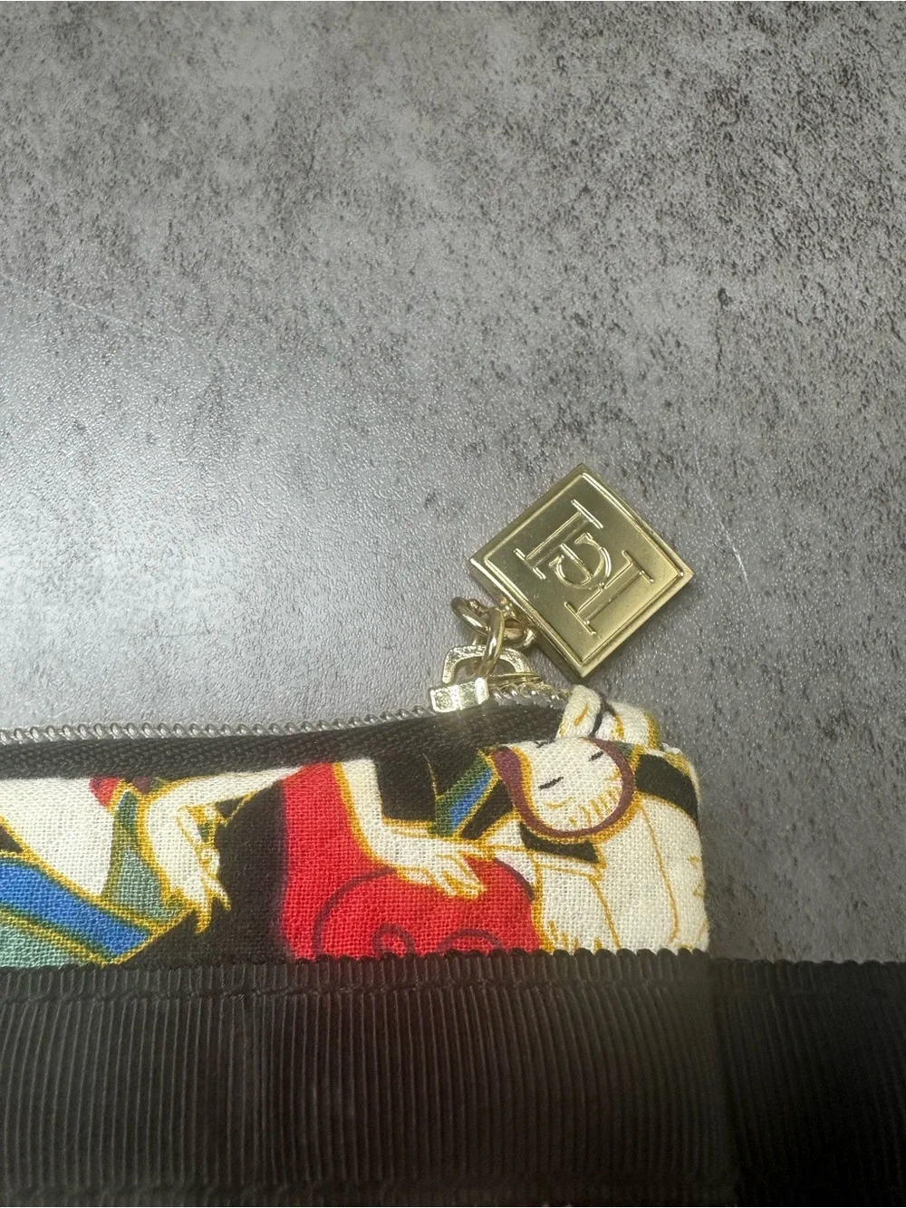 Carolina Herrera Neiman Marcus Graphic Print Cosmetic Makeup Pouch Ba